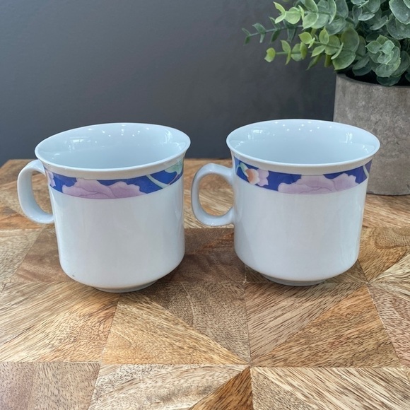 Lynns Fine China Tea Cup Set of 2 - Picture 1 of 7
